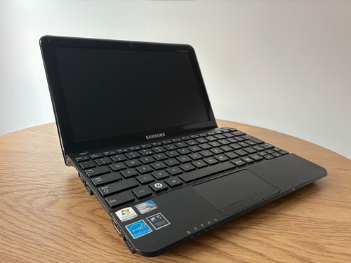 Samsung nc110p netbook laptop - netbook,