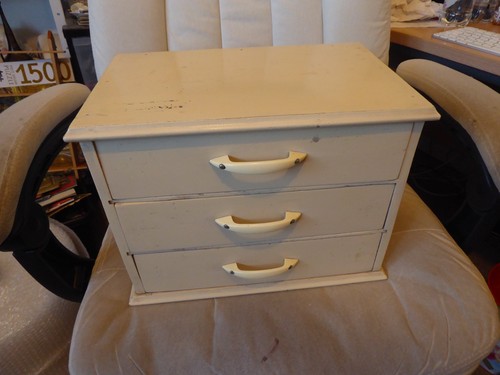 Vintage painted small chest - painted,
