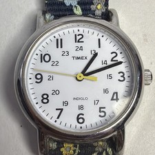 Working Timex Floral Band Ladies Nurses Wristwatch T2P370