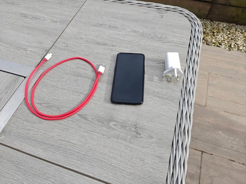 One plus 128gb midnight - one,