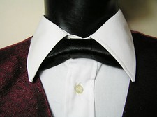 Vintage Narrow Bow Tie /Bow Tuck /Neckband, Sherlock Holmes (Jeremy Brett) Style