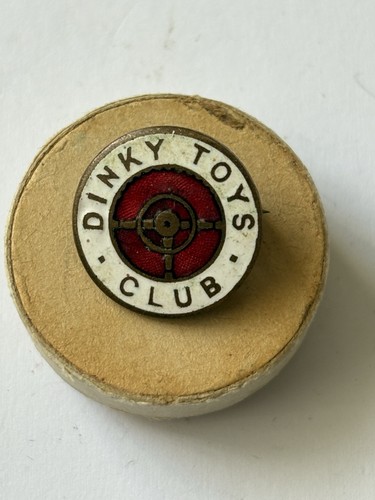 Dinky toys club old - ,, badge