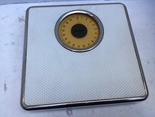 Vintage Retro salter bathroom