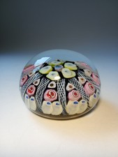 Strathearn Art Glass Millifiori Latticino 9 Spoke Paperweight
