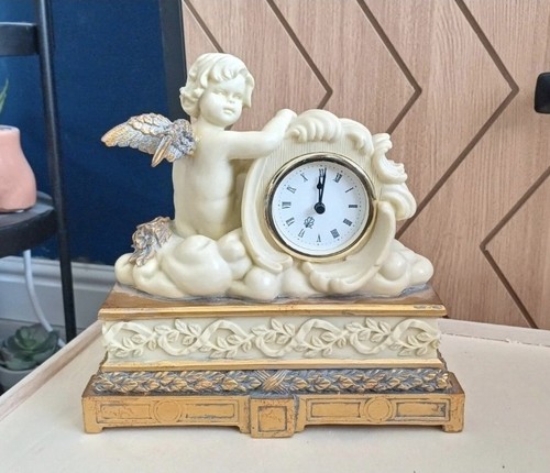 Cherub putti angel - cherub,