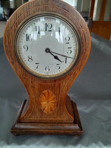 French balloon mantel - , clock.