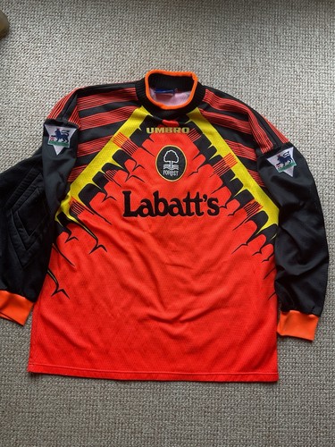 Match worn nottingham forest - worn,