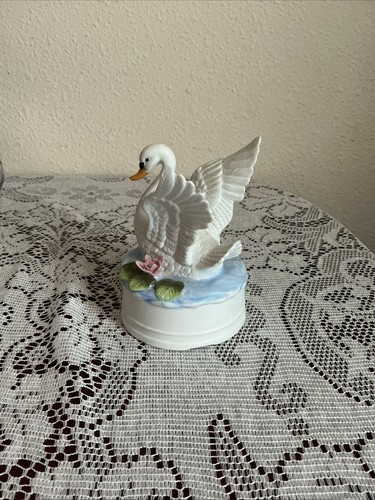 Vintage royal crown porcelain - royal,