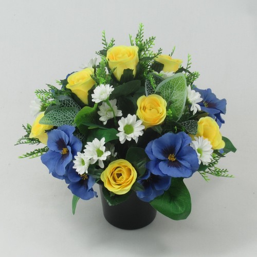 Artificial silk flowers - , grave