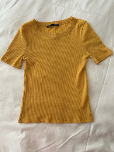 Zara mustard yellow ribbed top - mustard,
