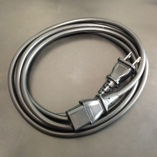 ROLAND 3-Prong/2-Prong AC