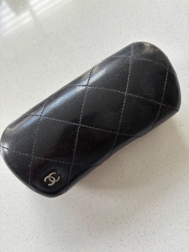 Black quilted chanel hard - chanel,