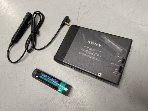 Sony minidisc player - mz-e2,