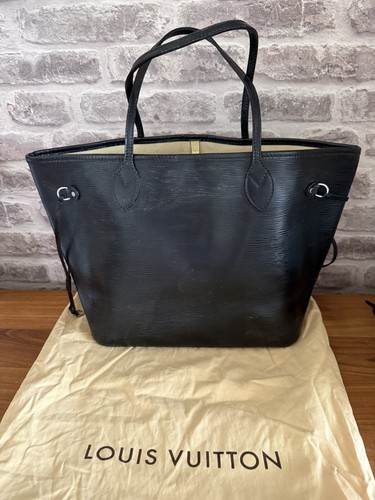 Authentic louis vuitton - louis,