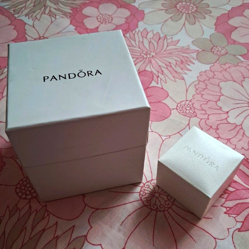Pandora lined jewellery box - pandora,