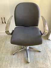 REM Evolution Styling Chair REM Evolution Baltic Washpoint Foot Rest ..tint Rack