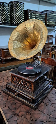 Antique hmv gramophone fully - antique,