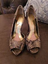 ladies designer Paris Hilton leather peeptoe shoes. American size 6M. UK 3.5/4