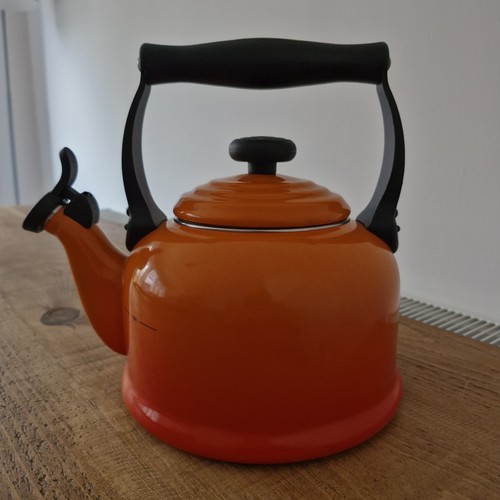 Creuset volcanic orange - le,