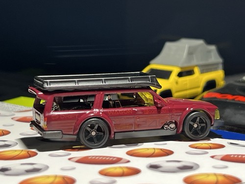 Hot wheels custom - hot,