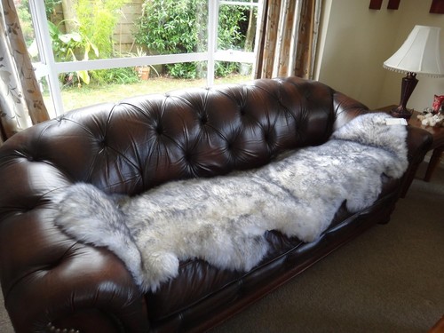 Genuine new zealand sheepskin - new,