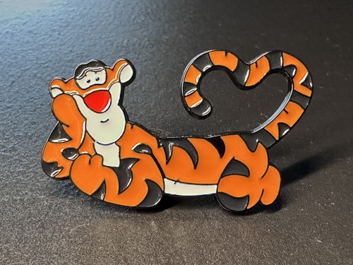 Tigger enamel pin badge disney - enamel,
