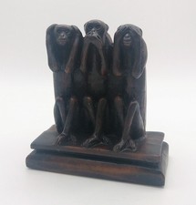 Three wise monkey - three,