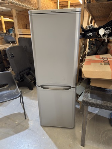 Hotpoint hbd5515suk first - hotpoint,