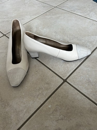 Vintage footrest clarks - by,
