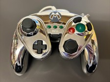 Silver MARIO CONTROLLER Chrome Wired Fight Pad Nintendo Wii U Wii Metal Mario