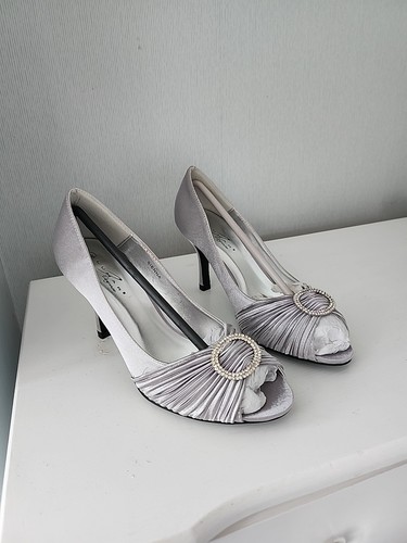 Silver grey evening wedding - silver,