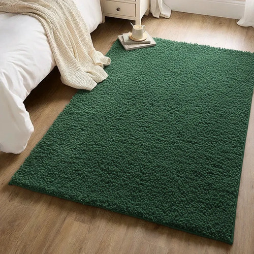 Dark green shaggy rug - dark,