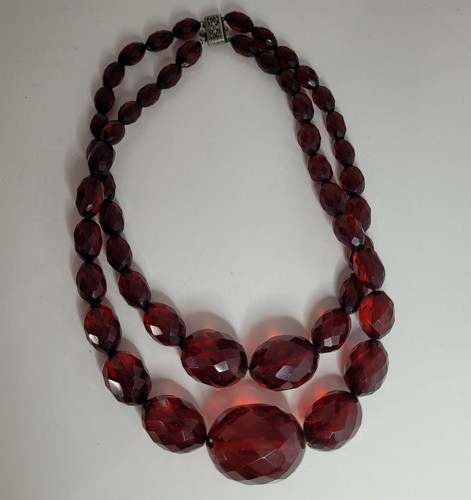 Faceted cherry amber - faceted,