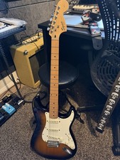 Fender Squire Affinity Stratocaster Electric Guitar Sunburst