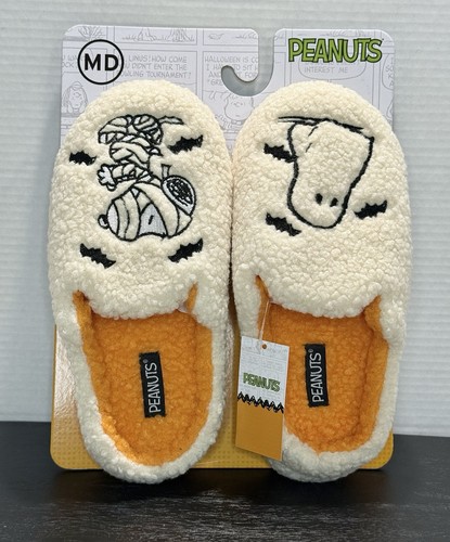 Snoopy halloween slippers - snoopy,
