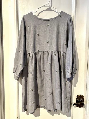 Olive clothing wild flower - olive,