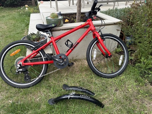 Frog bike red brilliant - red.,