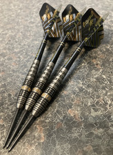 RED DRAGON - 22G Luke Humphries Cool Hand Prestige Series Professional Dart Sets