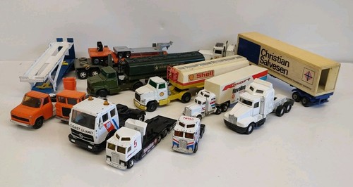Matchbox die cast truck - die,