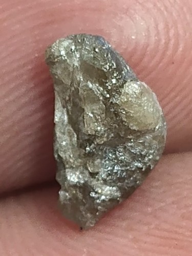 Carat natural raw rough - 1.40,