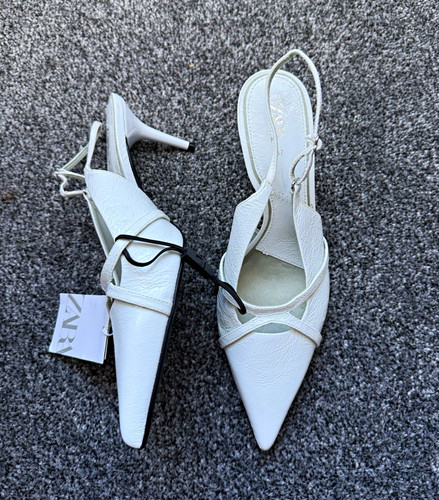 Zara white pointed toe - zara,