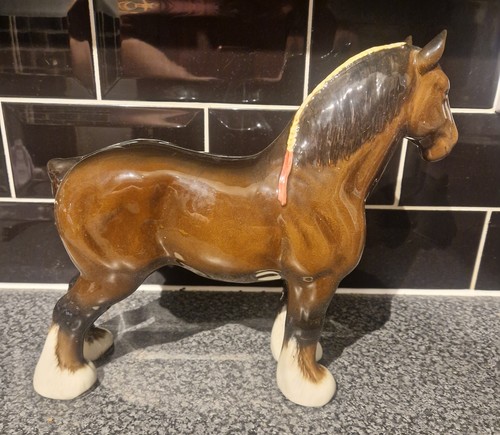 Beswick 818 ceramic brown - 818,