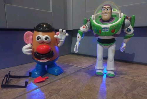 Toy story toys buzz - buzz, lightyear