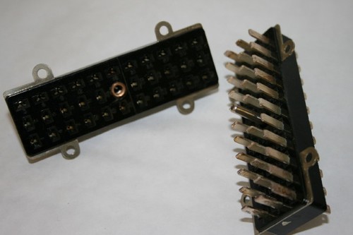 Pin multi way - 33,
