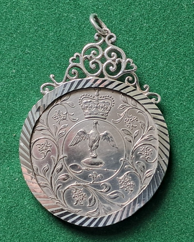 1977 silver jubilee coin - silver,