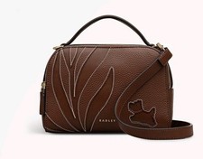 RADLEY AMONG THE TREES