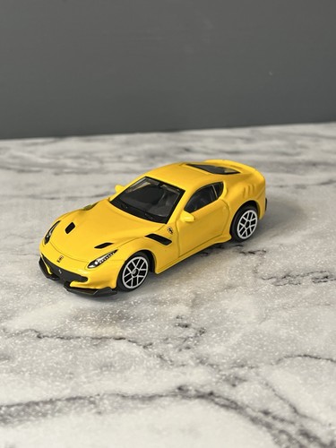 Bburago ferrari f12 tdf - tdf, yellow