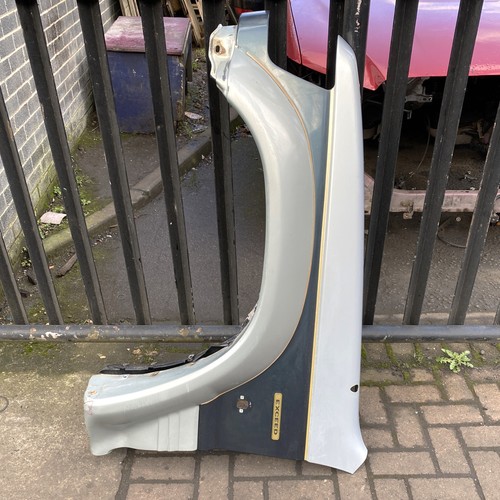 Front left wing see - left,