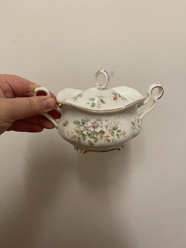 Royal albert haworth lidded - royal,