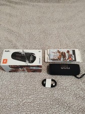 JBL Flip 6 Bluetooth Speaker